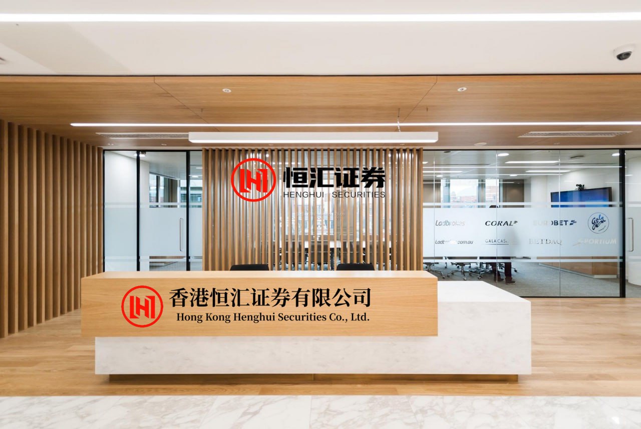 奕汇网 蔡国庆4分钟严厉点评19岁选手_盛阳_高音_专业